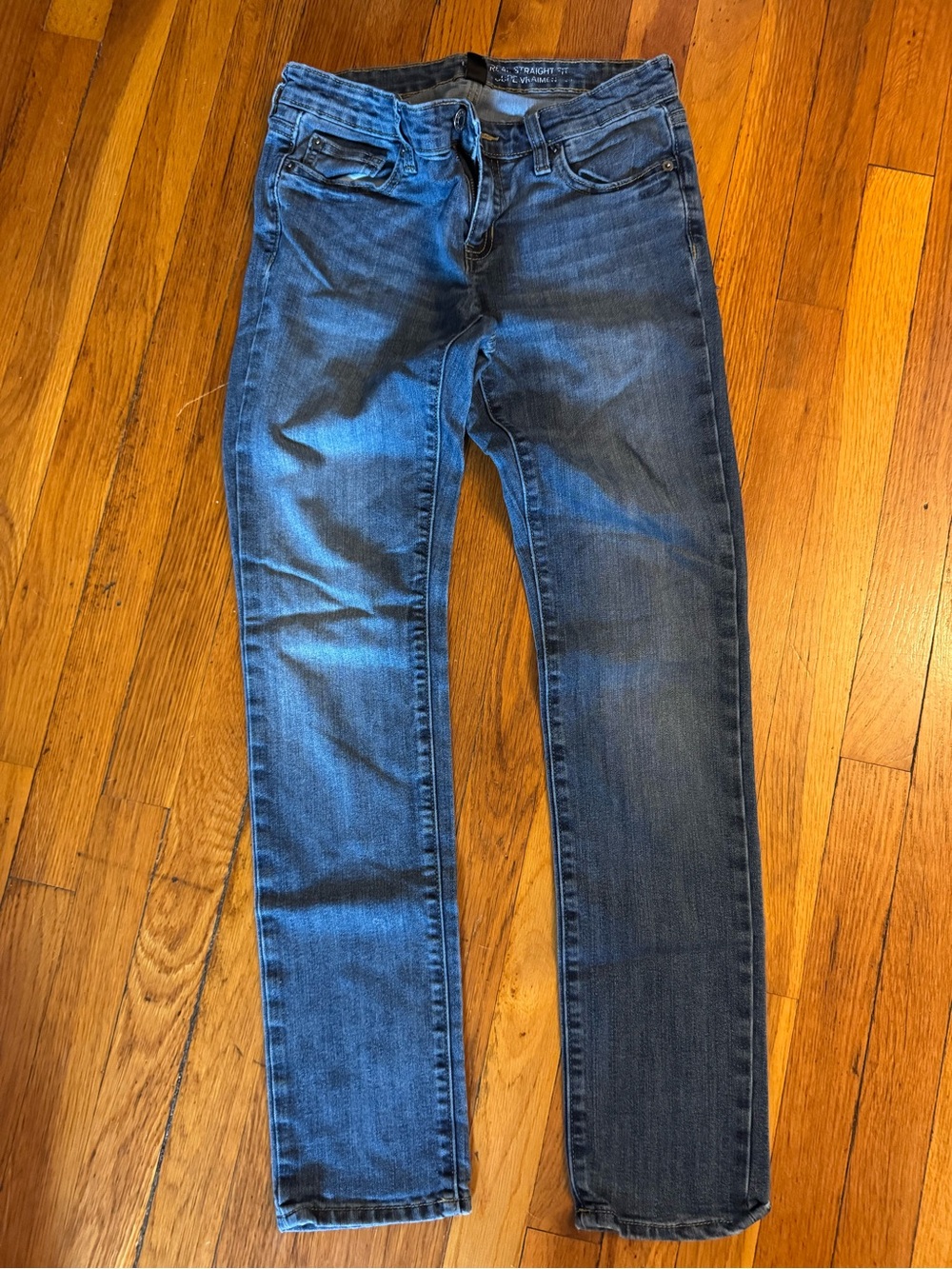 GAP Women’s Straight Leg Jeans - Medium Blue Wash